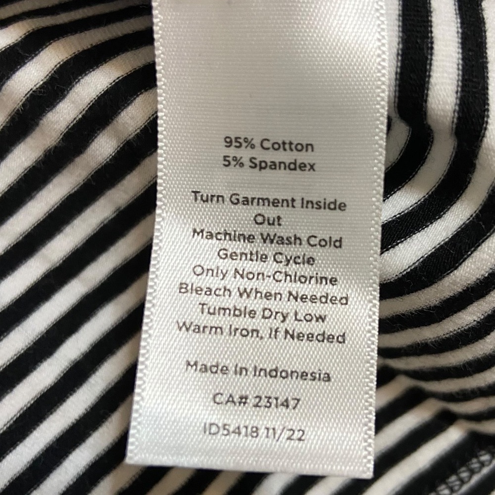 Talbots NEW Striped Tank Top Scoop Neck Nautical Minimalist Coastal Size M NEW - Picture 6 of 10